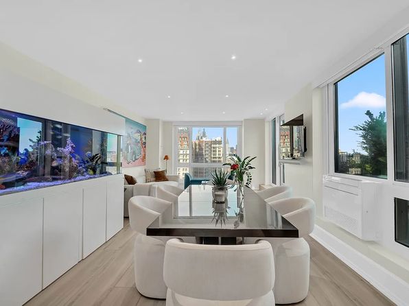 1 Irving Pl #PENTHOUSE 22D