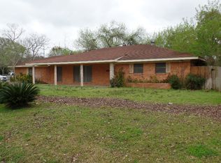 1905 Milam St, Columbus, TX 78934