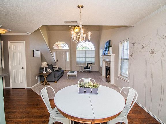 4th image of 1015 Kirby Ave