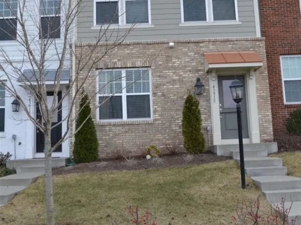 43913 Eastgate View Dr, Chantilly, VA 20152