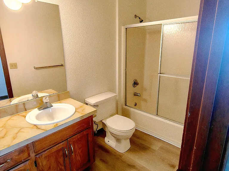 F302 Bath