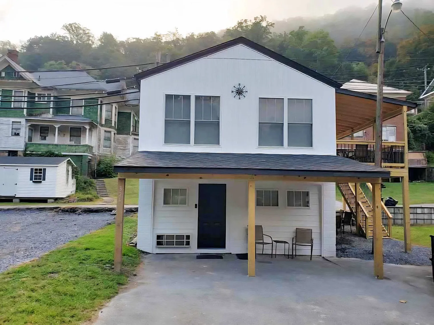 2 bed, 2.0 bath, $2,852 — Photo 2