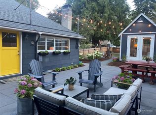 3040 NE 86th St, Seattle, WA 98115