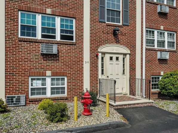 30-1 Arlington Rd, Woburn, MA 01801