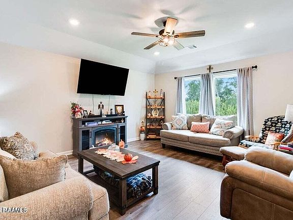 4th image of 265 Cane Run Ct