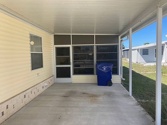 5th image of 14717 Gwenwood Cir #98