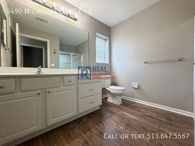 5490 Michelles Oak Ct #I — Photo 12