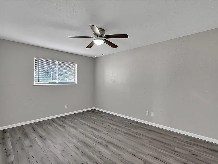29806 Lazy Ln — Photo 12