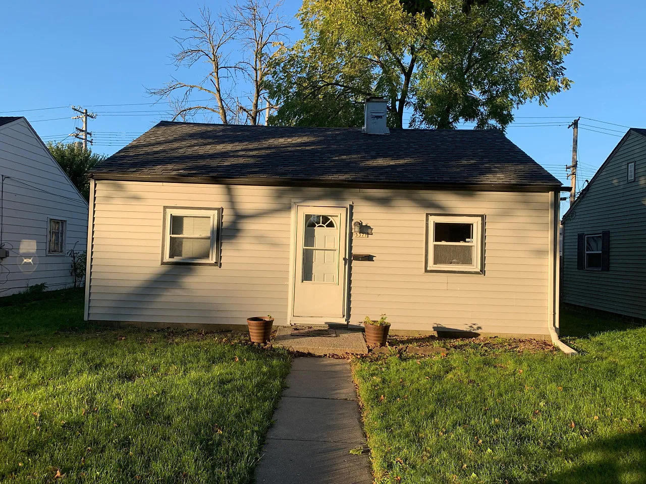 5371 W Leon Ter photo 1