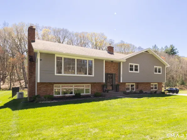 402 Ash Swamp Road, Glastonbury, CT 06033