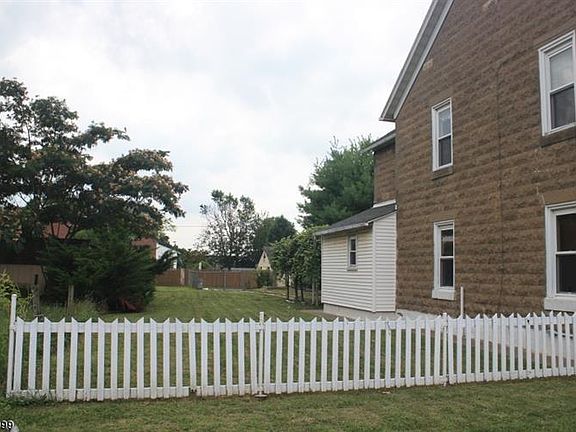 2nd image of 702A Columbus Ave