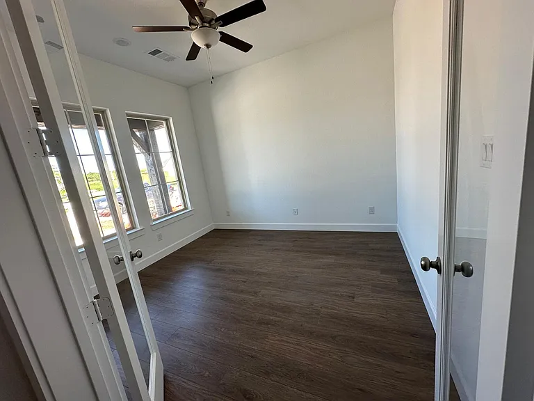 4221 Avocet Ln — Photo 13