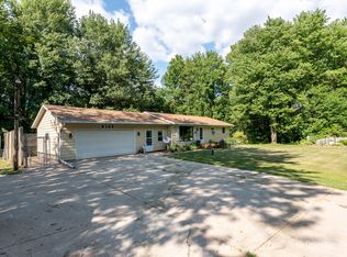 6163 Van Buren St, Hudsonville, MI 49426