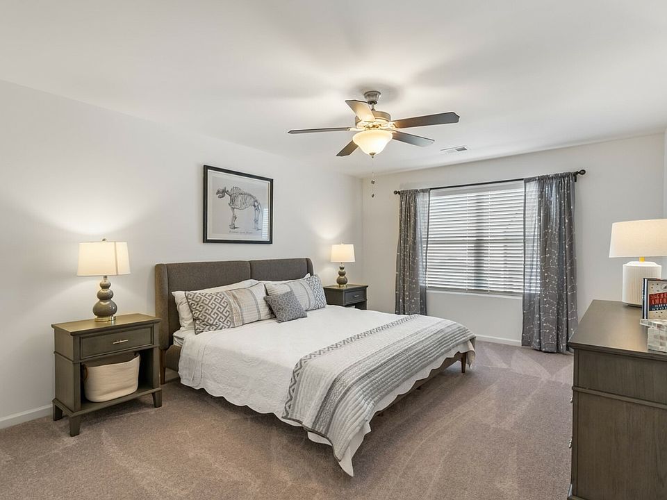 Covey Homes Clements_Interiors-14