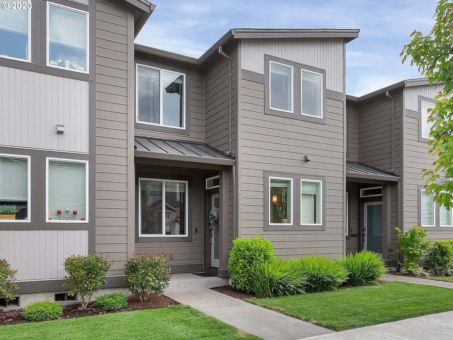 6441 SE Genrosa St photo 1