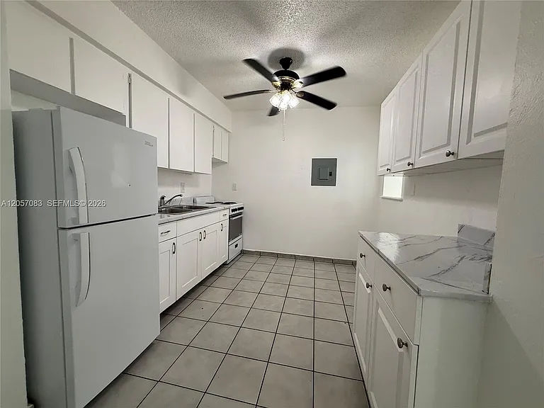7550 NW 2nd Ter #7750 — Photo 5