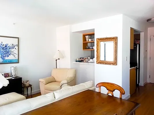 Rented by New York Residence | media 3