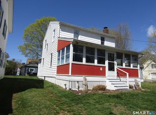 29 Meriden Rd, Old Lyme, CT 06371