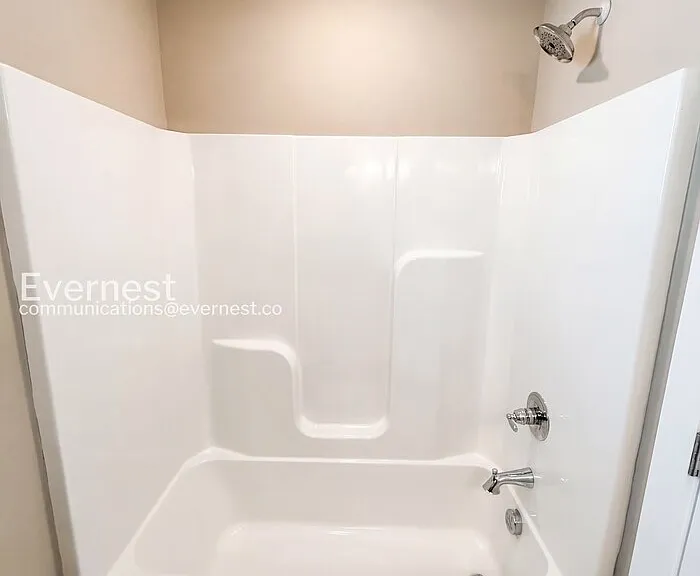 305 Jeffries Way — Photo 17