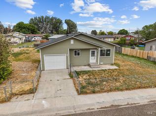 1441 E St, Heyburn, ID 83336