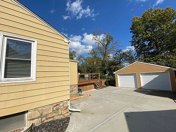 Large, new concrete drive