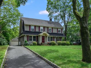 167 N Van Dien Ave, Ridgewood, NJ 07450