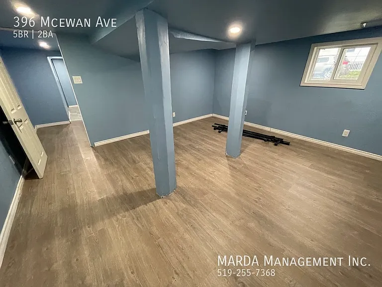 396 McEwan Ave — Photo 37