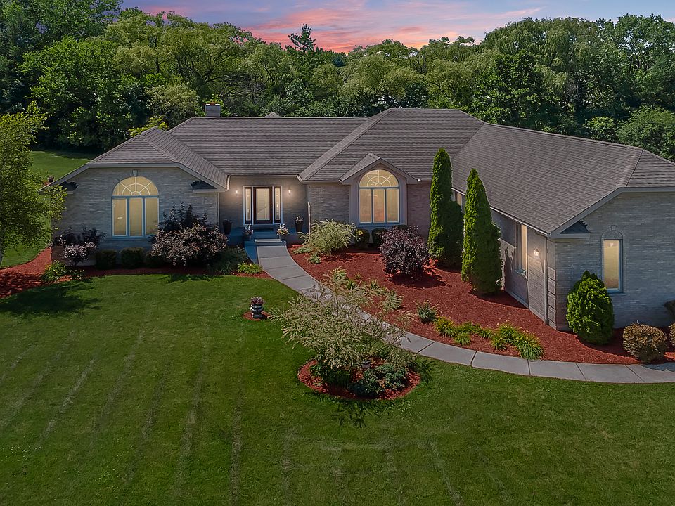 1st image of 40676 N Gridley Dr