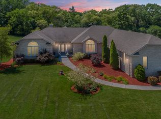 40676 N Gridley Dr, Antioch, IL 60002