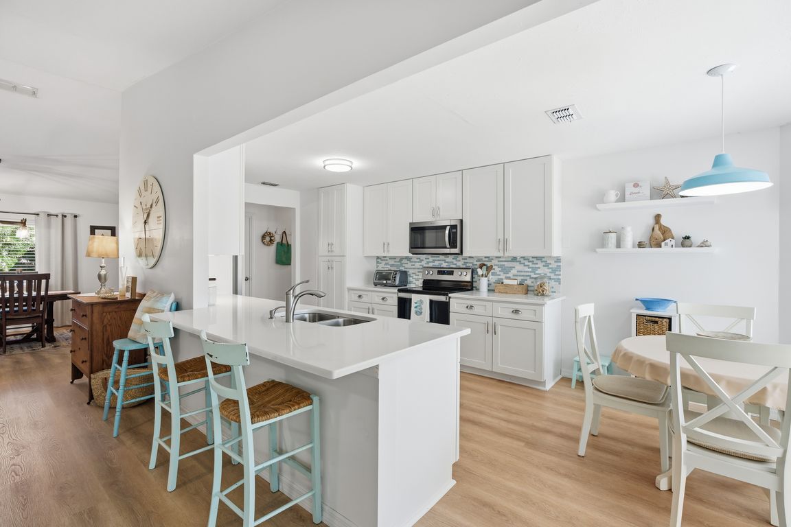 next background image