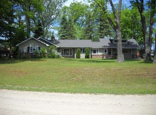 4260 Lake St, Lewiston, MI 49756