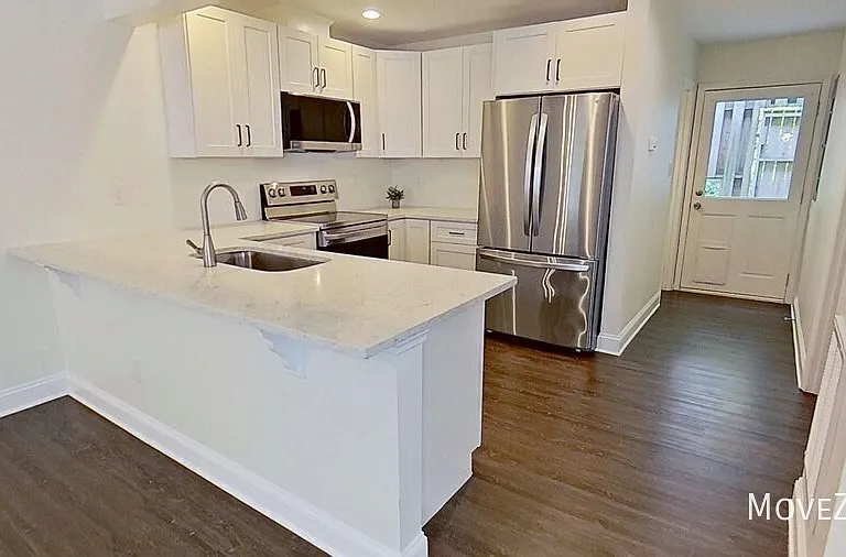 1320 Dylan Heath Ct — Photo 28