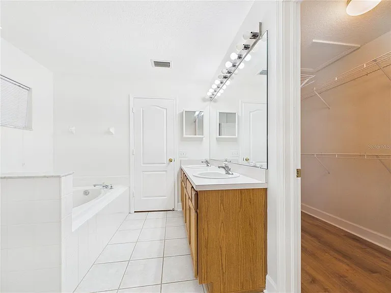 10553 Egret Haven Ln — Photo 23