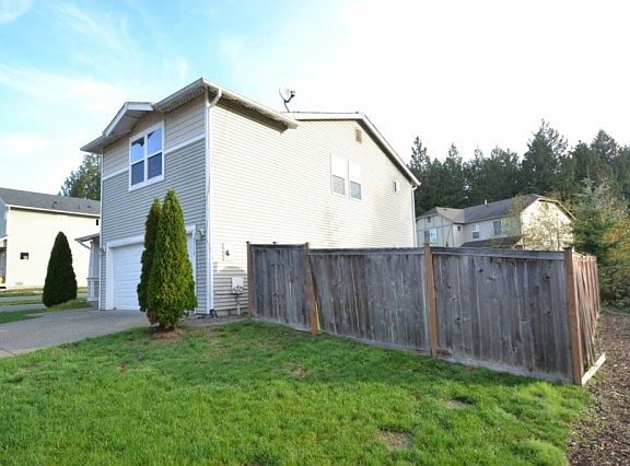 3rd image of 2713 105th Ave SE