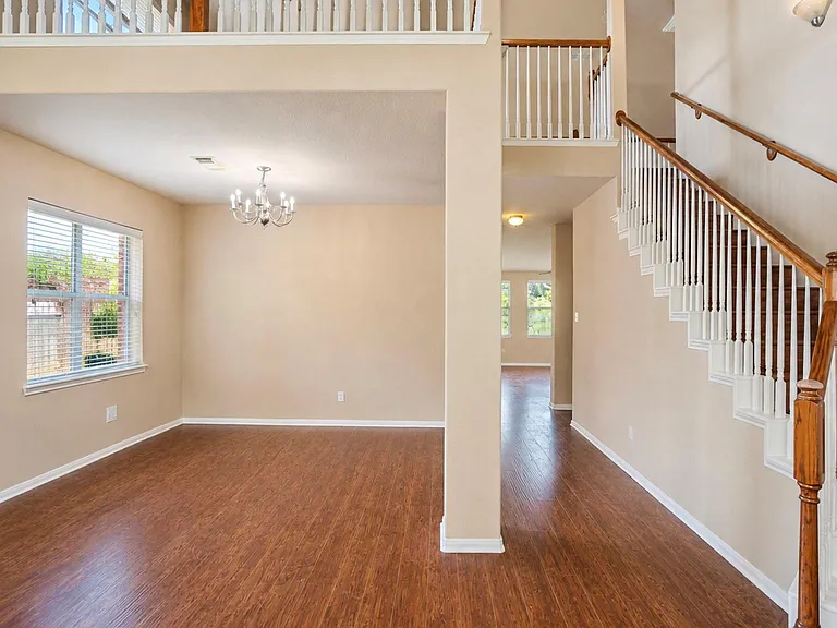 5219 Heatherdawn Ct — Photo 8