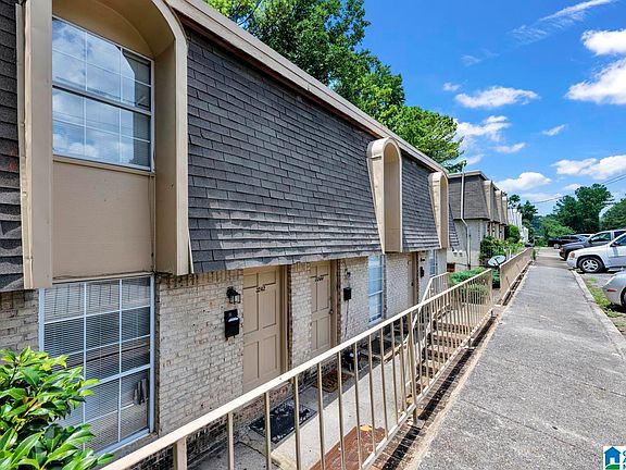 2nd image of 3246 Warringwood Dr