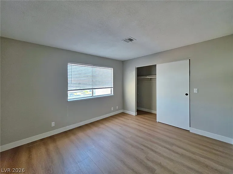 4230 Mississippi Ave — Photo 18