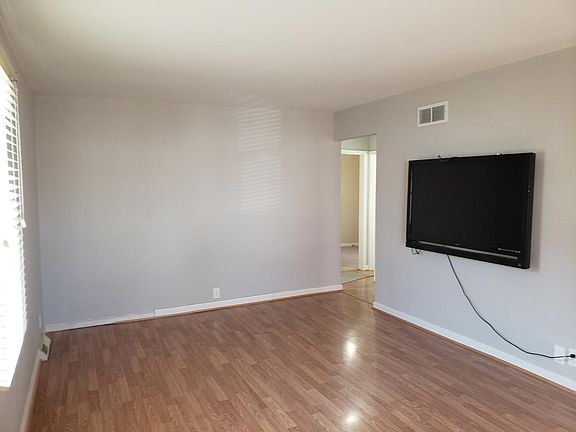 3rd image of 6724 W Park Ave