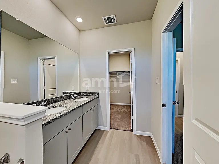 2712 Iberia Ct — Photo 14