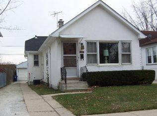 237 Sheridan Ave, Highwood, IL 60040