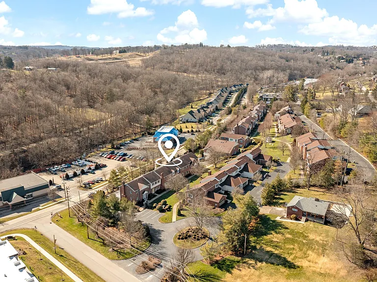 203 Boxwood Ct — Photo 37