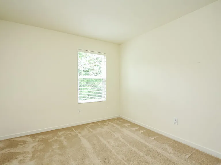 1192 N Aberdeen Dr — Photo 12