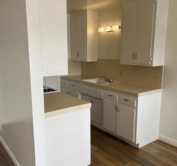 833 Embarcadero Del Mar — Photo 2