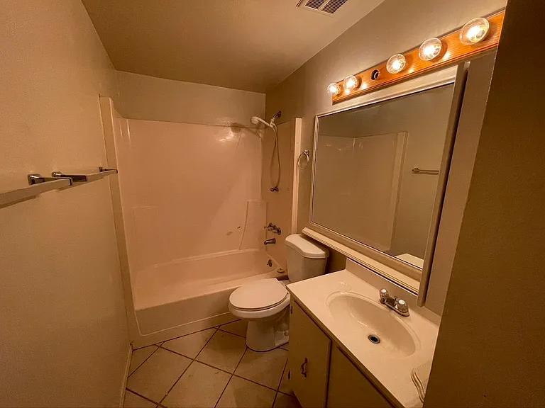 7655 E Tulip Tree St — Photo 14