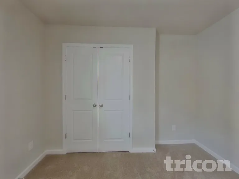 201 Spring Knoll Dr — Photo 12