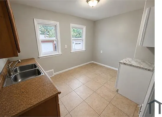 21751 Priday Ave — Photo 6