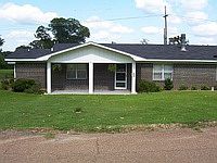 1st image of 302 Pecan Dr