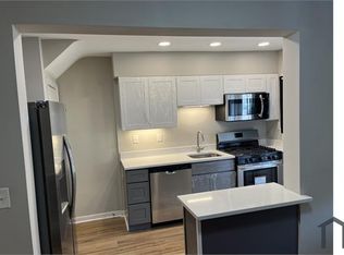 2215 Graythorn Rd, Baltimore, MD 21220