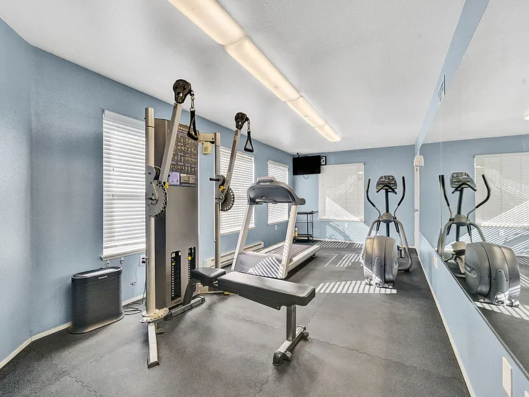 Fitness Center Hampton Park Apartments Tigard OR
