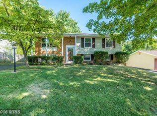 1301 E Iberia Rd, Sterling, VA 20164